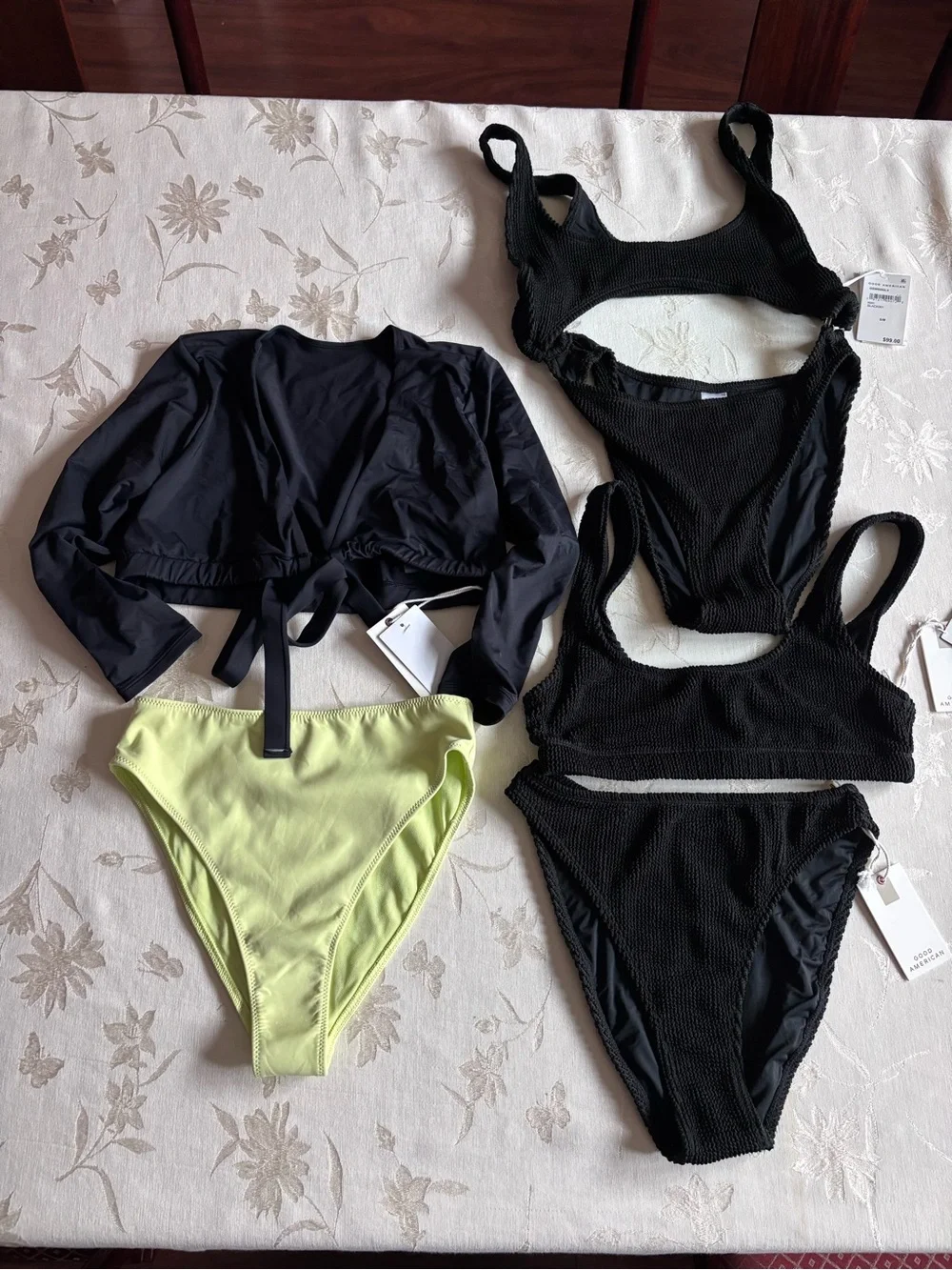 $311 Bundle 5 Pieces NWT Good American Bathing Suit Small/Medium Monokini Bikini
